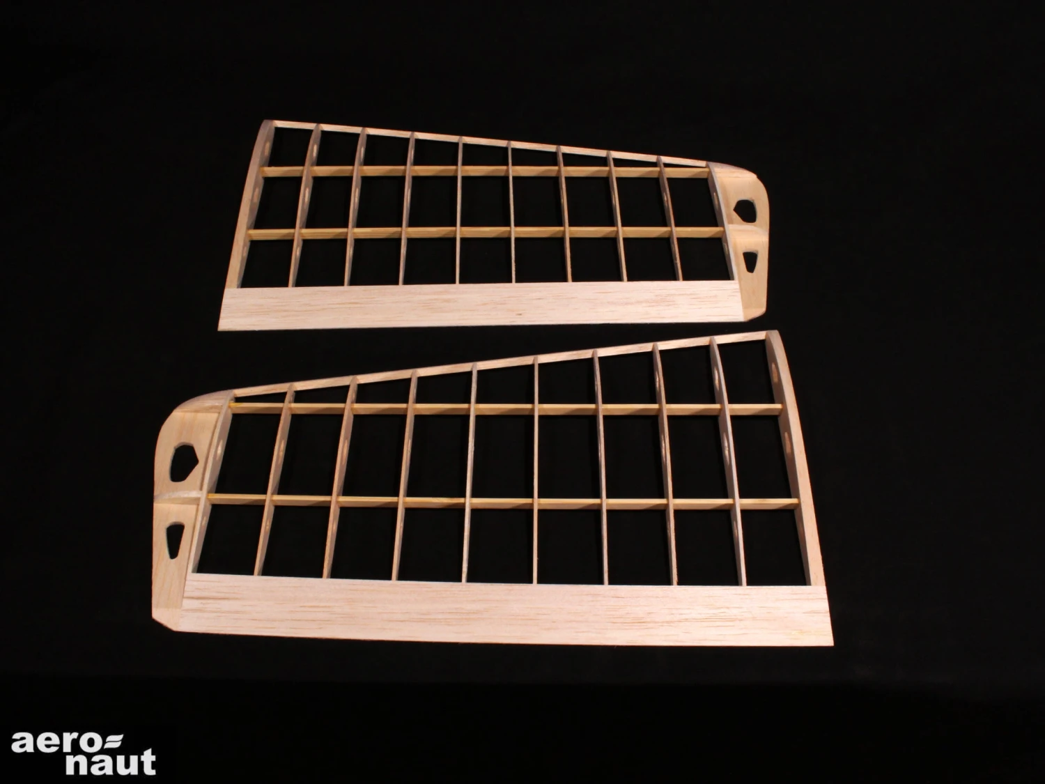 The Aero-Maxx 1.8 Meter Electric Glider By Aero-naut 7 The Aero-Maxx 1.8 Meter Electric Glider By Aero-naut - Image 5