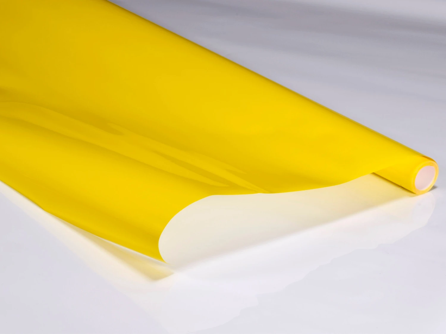 Flying Film - Yellow 3 Flying Film - Yellow