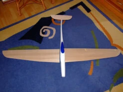 The Tom 1.5 Meter By Blejzyk -Aloft Hobbies Shop post 5095 0 04175800 1363774582